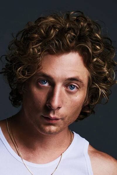 Jeremy Allen White herec
