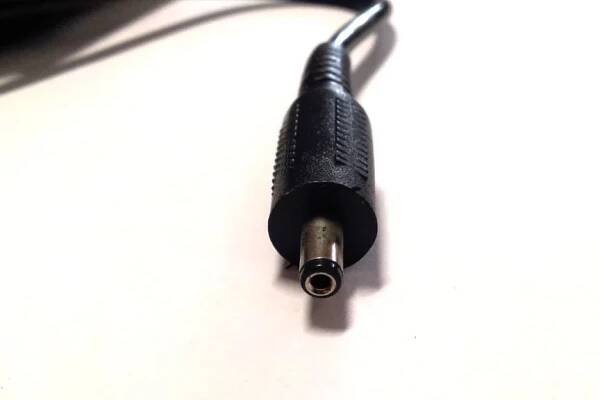 autozástrčka 12V (PC) - Xzone.cz