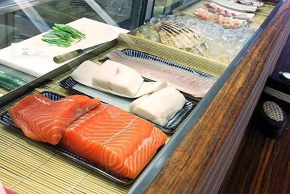 Zeke Sushi Bar Plzeň | Apetee