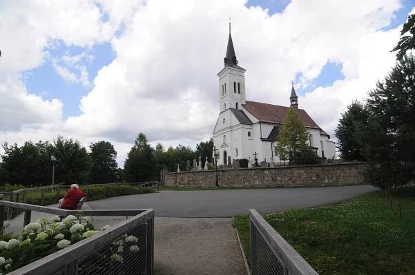 Malenovice, to rozhodně není jen vstupní brána na Lysou horu