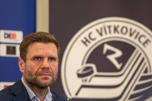 Trenér Varaďa o kariéře, Vítkovicích i nečekaném trejdu od Hadamczika