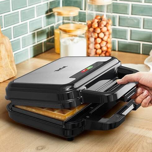 Toustovač Tefal SW383D10 3v1 UltraCompact
