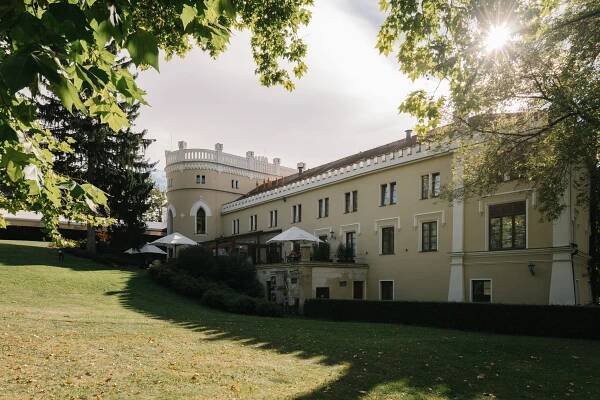 Krč: Vily, sanatorium a příběhy, které čas neodnesl