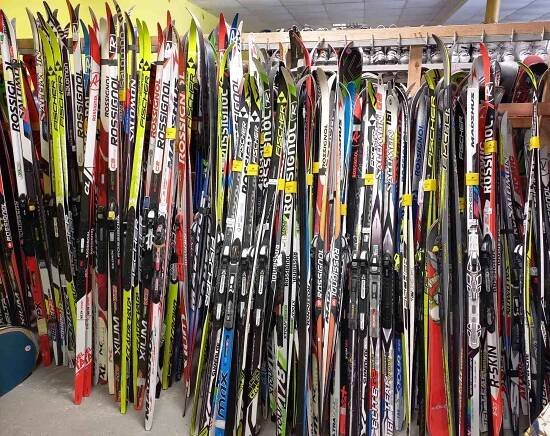 Bazar lyží Nymburk značkové lyže Poděbrady použité lyže Kolín ski bazar