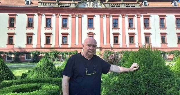 Kastelán Jaroslav Zezulčík (62) vládne zámku Kunín na Novojičínsku už 40 let. Má velkou zásluhu na tom, že je z ruiny moravský barokní skvost.
