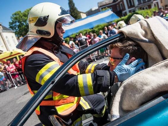 FOTO, VIDEO: Rumburští hasiči ovládli vyprošťování