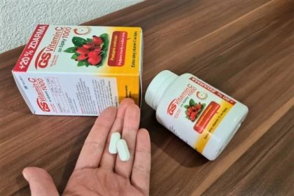 GS Vitamin C 1000 se šipkami velikost tablet