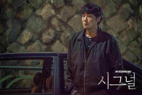Cho Jin-Woong as Lee Jae-Han. Photo © tvN