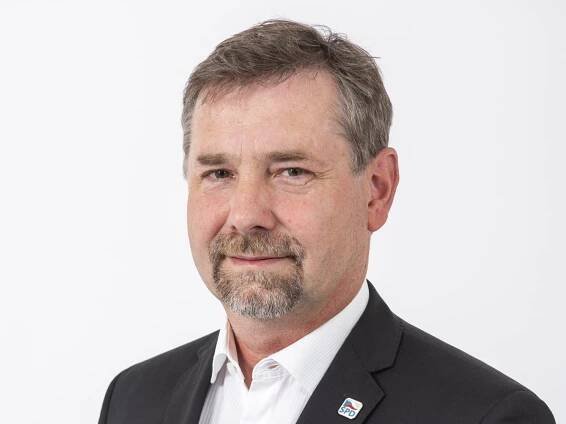 Radek Koten (SPD, Trikolora a PRO).
