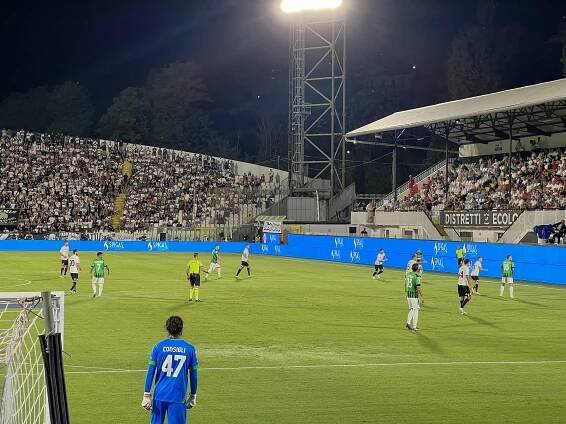 Soubor:Match Football Spezia Calcio x US Sassuolo Calcio Stade Alberto Picco - La Spezia (IT42) - 2022-08-27 - 4.jpg