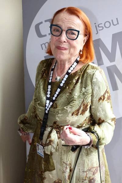Iva Janžurová