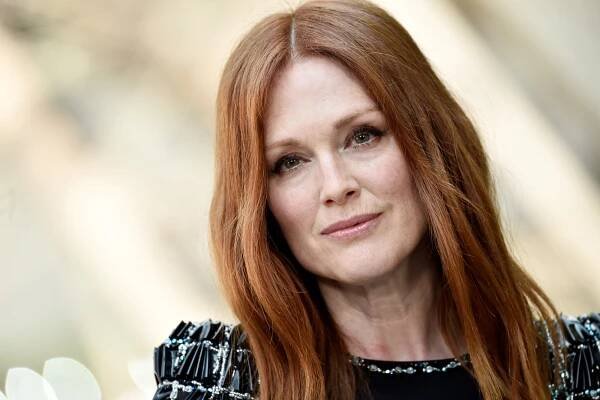 One of Hollywood's few natural redheads, Julianne Moore's made her bold hair hue one of her calling cards (along with Oscar-worthy performances, of course).