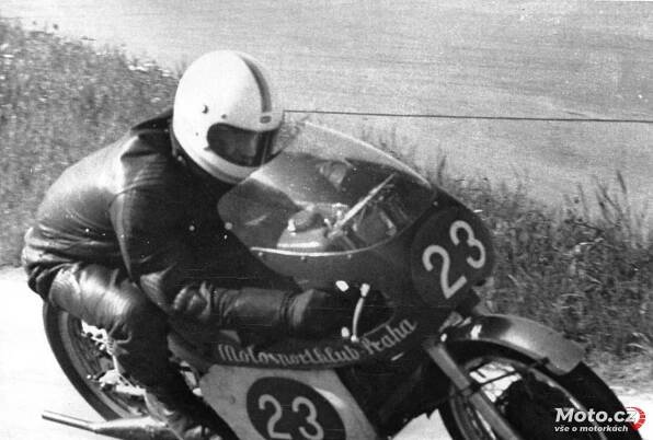 102 - Dobruška 1975 - V. Novák 