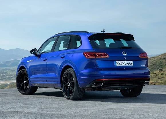 Volkswagen Touareg vyměnil V8 TDI za hybrid. Stojí přes dva miliony