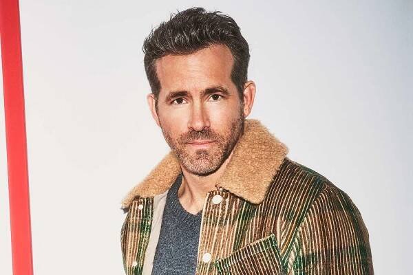 Ryan Reynolds Opens Up About His Late Father's Hallucinations from Parkinson's: 'Wish I Knew Then' (Exclusive)