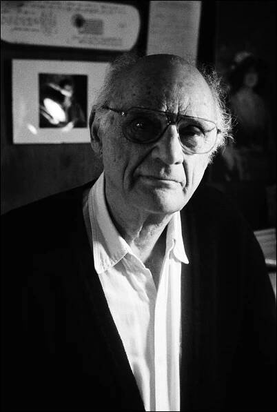 USA. Roxbury, CT. 1996. Playwright Arthur Miller at home.