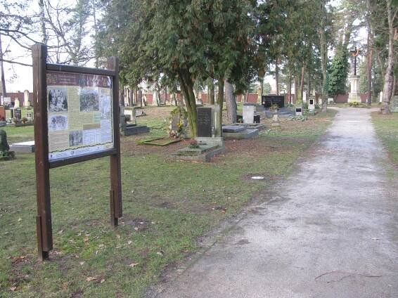 Vojenský hřbitov, Hradec Králové - Historické památky - Hradecko - Hradec Králové