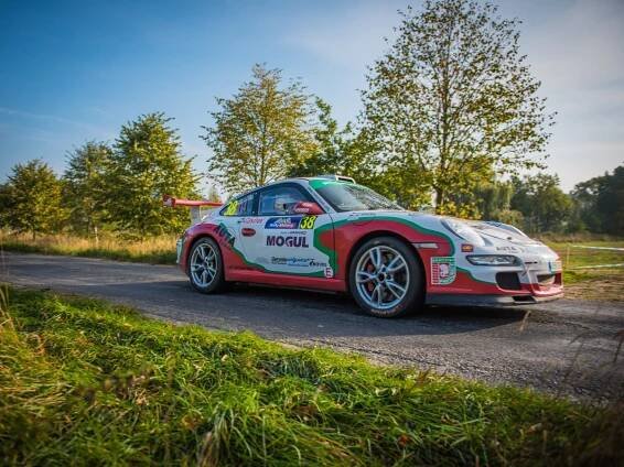 Trněný ovládl Rallye Klatovy, favorizovaný Pech do cíle nedojel