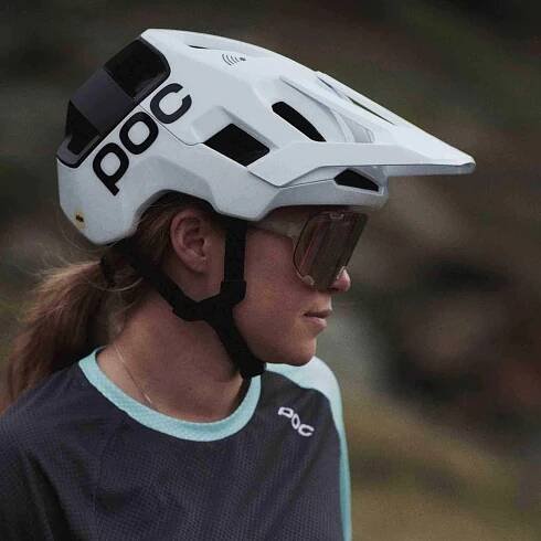 Poc KORTAL RACE MIPS • holokolo.cz