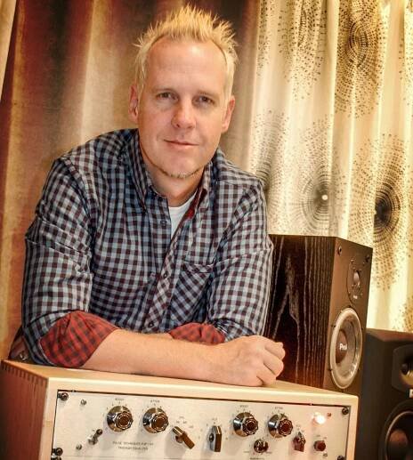 Tom Dumont