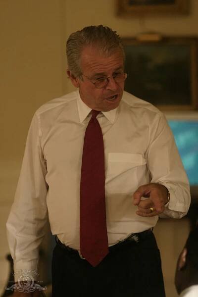 Hvězdná brána - Inaugurace - Z filmu - William Devane