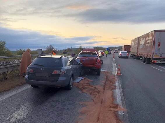 K dopravní nehodě čtyř osobních automobilů vyjely jednotky HZS… | POŽÁRY.cz - ohnisko žhavých zpráv | hasiči aktuálně