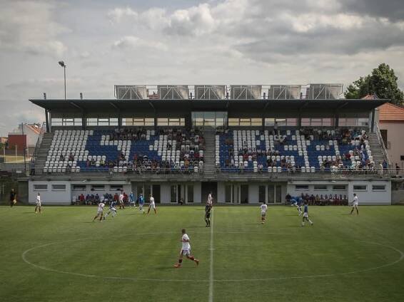 OBRAZEM: Líšeň otevřela novou tribunu. Zázemí je vhodné i pro druhou ligu