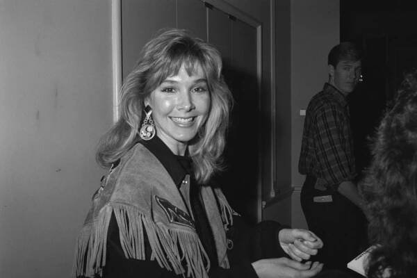 Cynthia Rhodes Net Worth