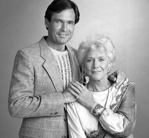 LOS ANGELES - AUGUST 6: Beau Kayzer as Brock Reynolds 1974-1980, 1984-1986, 1988-1992 and Jeanne Cooper as Katherine Chancellor 1973 - ) in the CBS daytime drama "The Young and The Restless," August 6, 1985. (Photo by CBS via Getty Images) *** Local Caption *** Beau Kayzer;Jeanne Cooper