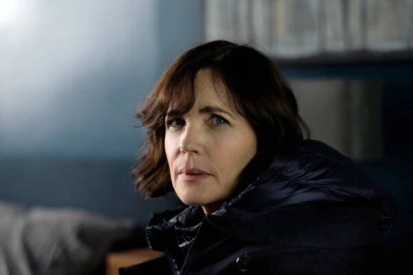 Válka světů - Epizoda 5 - Z filmu - Elizabeth McGovern