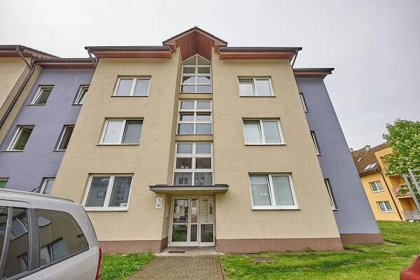 REZERVOVANÉ 1 IZBOVÉHO BYTU V BLÍZKOSTI TRNAVY V OBCI ZAVAR | FOIT - realitná kancelária