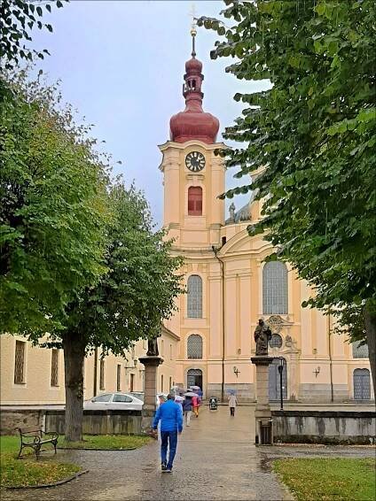 Zájezdy seniorů 2019: Praha-Slivenec