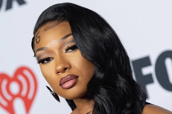 Megan Thee Stallion Should Audition to Play a Y2K Movie Mean Girl With This Spiky Updo – See Video