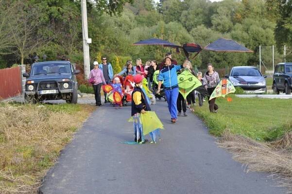 8.10.2013 - Drakiáda - Oficiální stránky obce Chotýšany