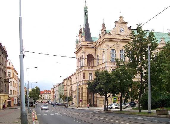 Výstava na radnici mapuje historii i současnost Praha 4
