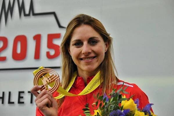Eliška Klučinová vybojovala těžký bronz i český rekord