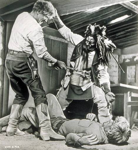 Nezničitelní - Promo - Burt Lancaster, Doug McClure