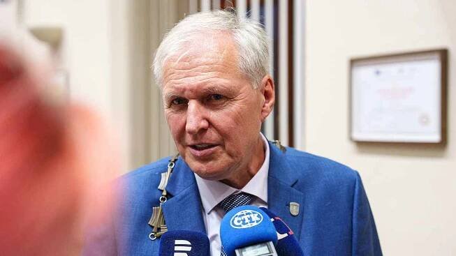 Zlomové zastupitelstvo v Chomutově. ANO tlačí na odchod primátora