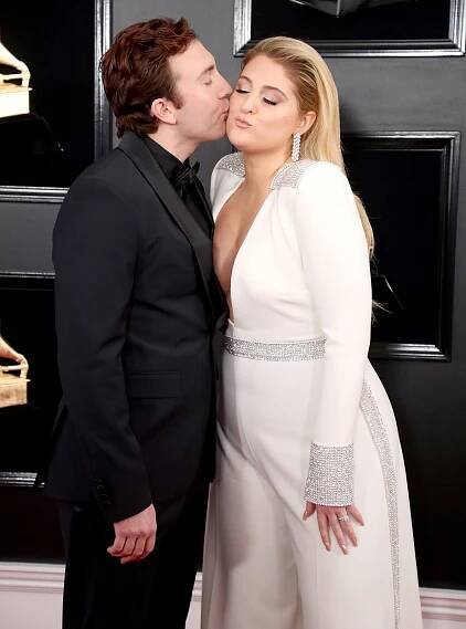 Grammys Celebrity PDA Through the Years: Photos