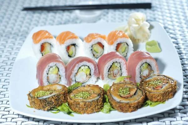 Oyster & Sushi Bar Bota