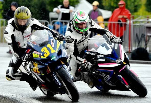 Zlatý kahanec nevyhrál nikdo. Motocyklové závody musely být předčasně ukončeny