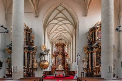 Důstojná nádhera staletí: nahlédněte do znojemského kostela svatého Mikuláše