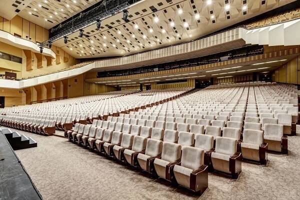 Foto: Nenáviděný i obdivovaný Palác kultury je vybavený jako "komunistický" mrakodrap