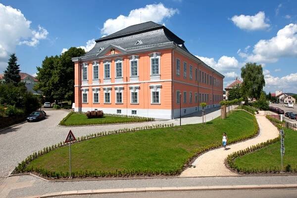 Lomnice nad Popelkou - Kultura.cz