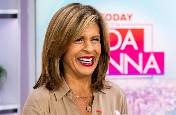 Hoda Kotb Shares 2024 Holiday Card with Her Daughters at Rockefeller Center Christmas Tree