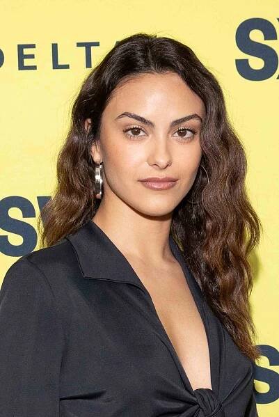Camila Mendes with air dried waves - Air-Dried Anything Easy Summer Hairstyles