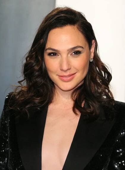 Gal Gadot at the 2020 Vanity Fair Oscar Party