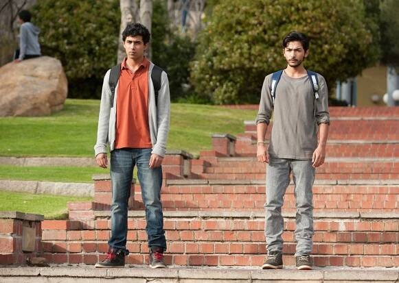 Ve jménu vlasti - Trylon a Perisféra - Z filmu - Suraj Sharma, Akshay Kumar