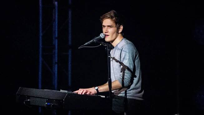 Bo Burnham, Discovered on the Internet, Now Challenges It