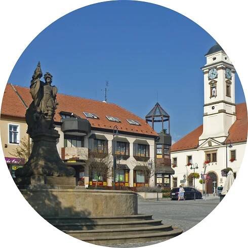 Pronájem skákacího hradu Uherský Brod | Vše na HradNaDen.cz